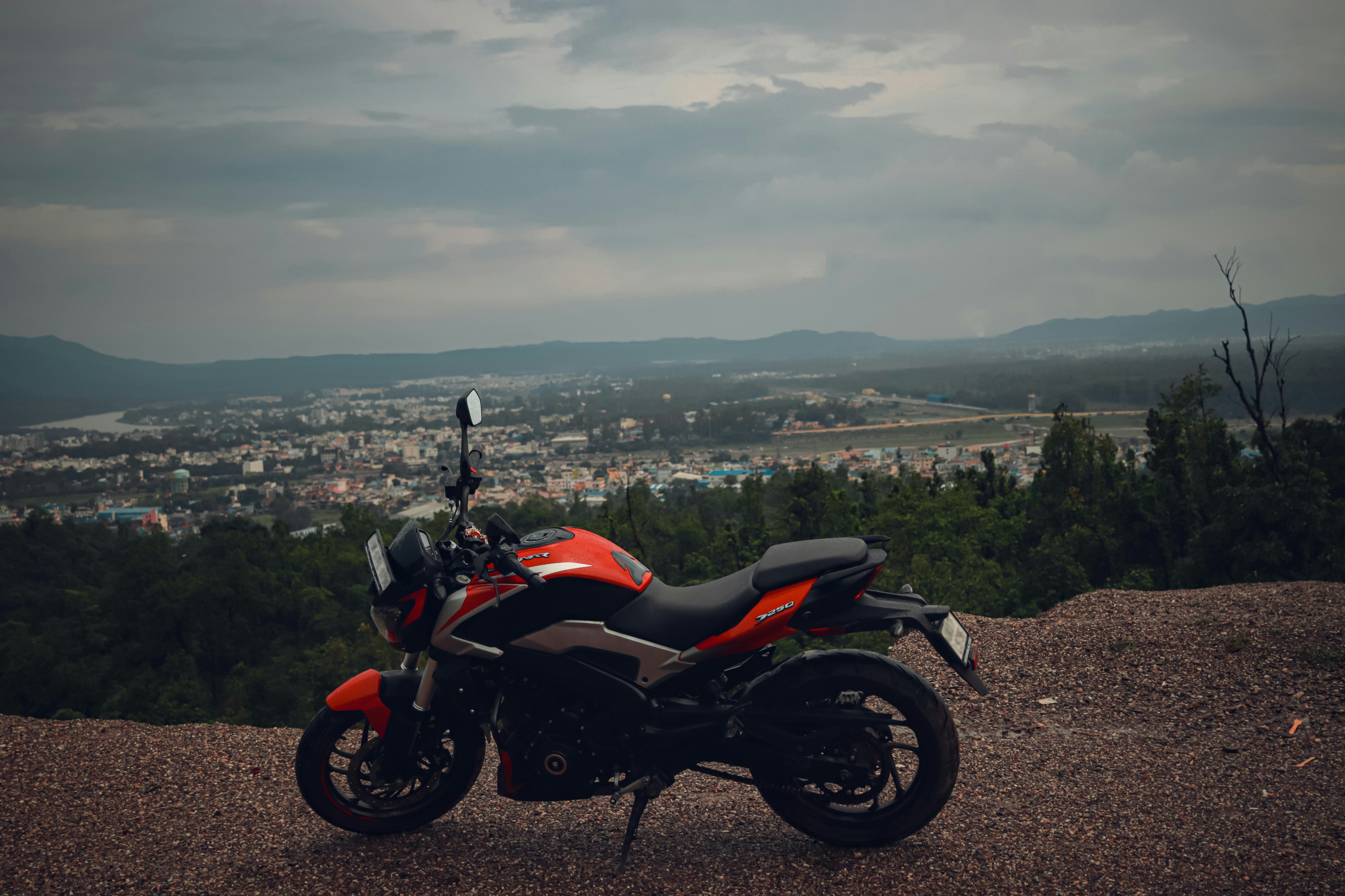Bajaj Dominar 400